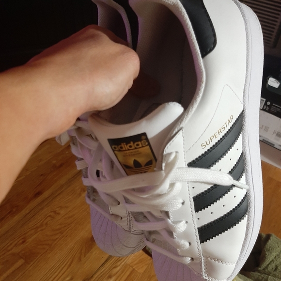 Adidas - Picture 3 of 5